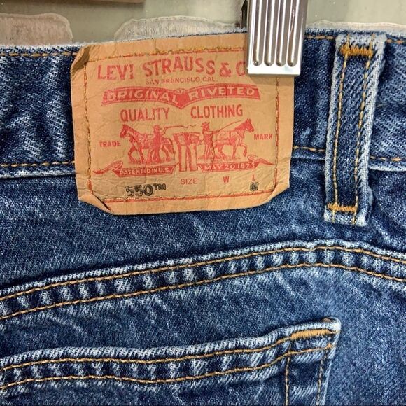 Vintage 550 Relaxed Hi-Rise Mom Denim Jean V7 - Picture 7 of 8